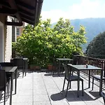 La Tana 3*