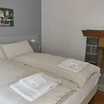 La Tana 3* Lenno