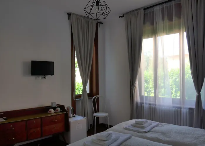 La Tana Гостевой дом 3*