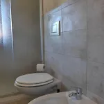La Tana بيت ضيافة