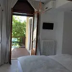 La Tana بيت ضيافة لينّو